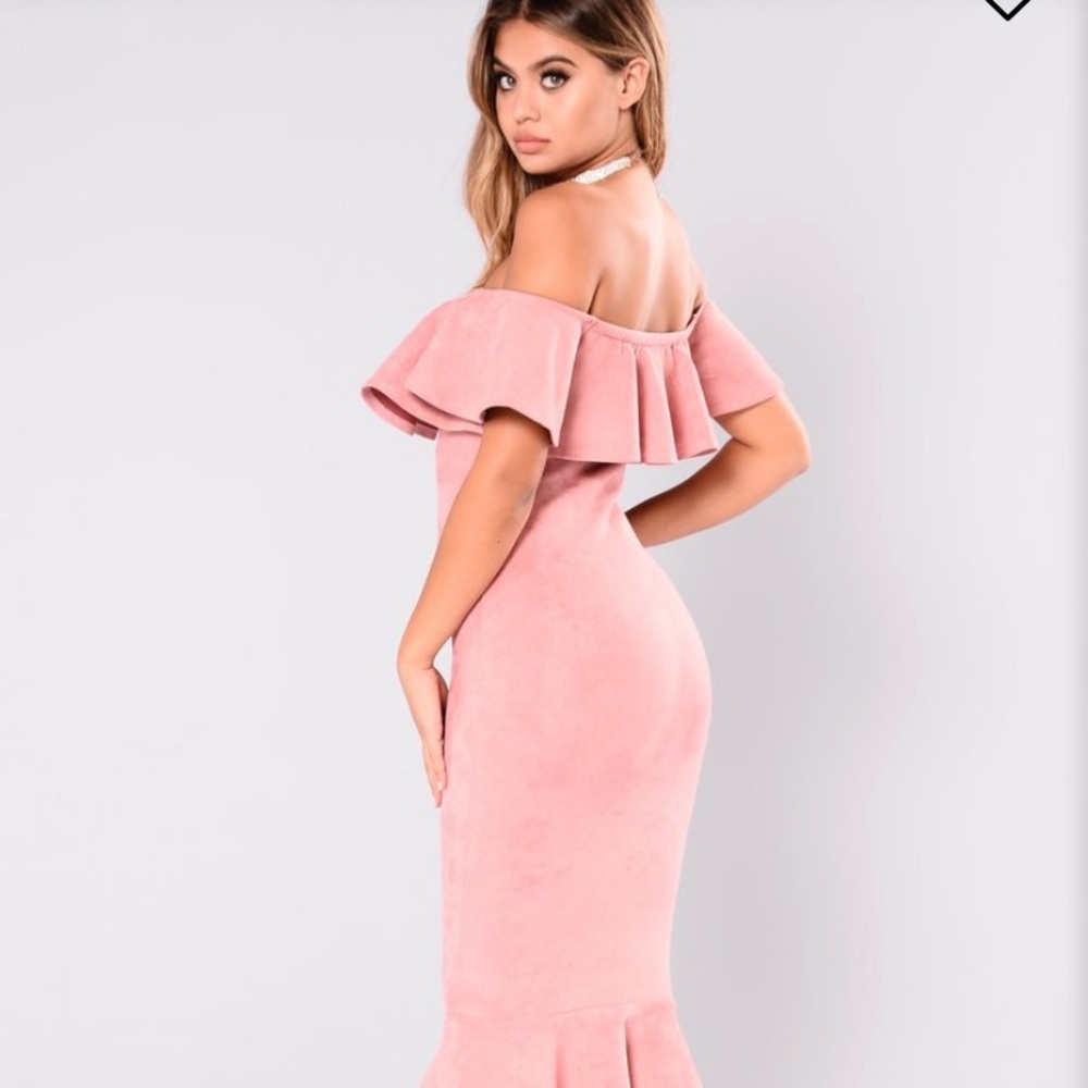 Dress - Picture 6 of 6
